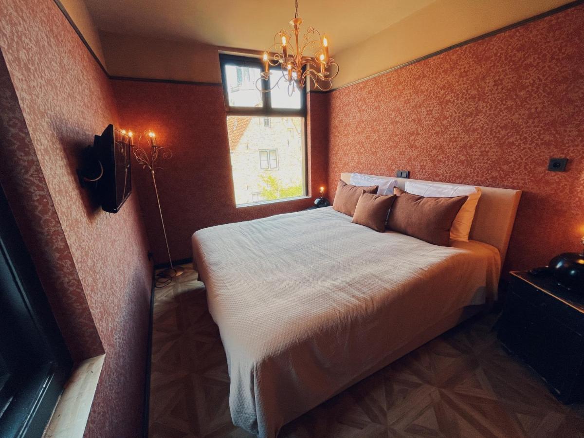 Boutique Bajoene 4*